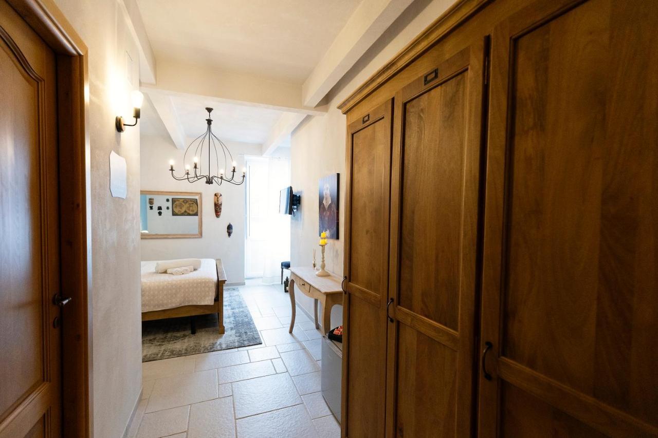 Atella Palazzo Badiale History&Rooms מראה חיצוני תמונה