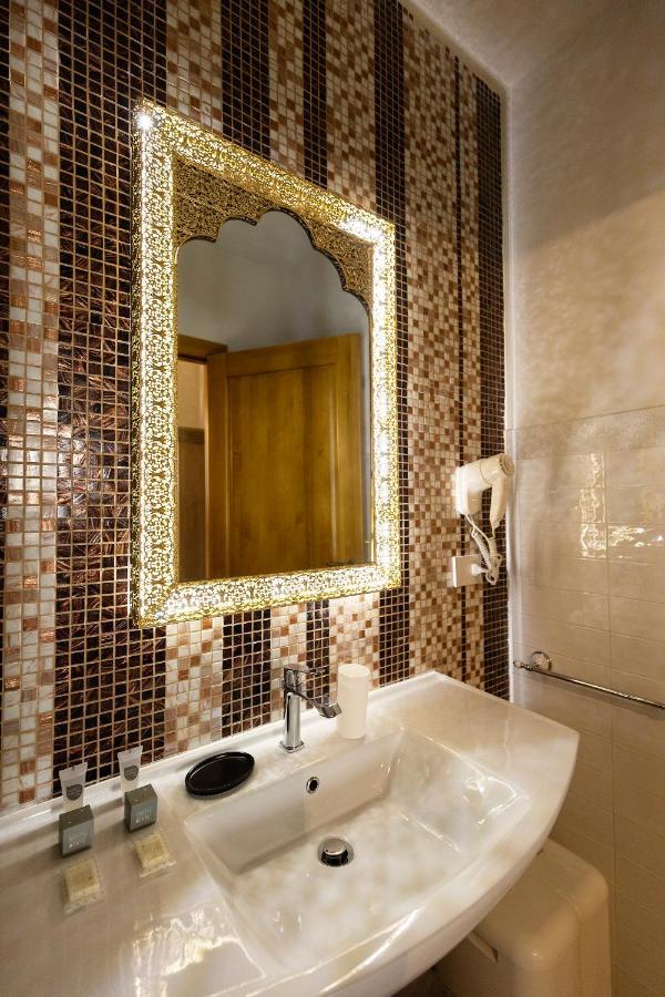 Atella Palazzo Badiale History&Rooms מראה חיצוני תמונה